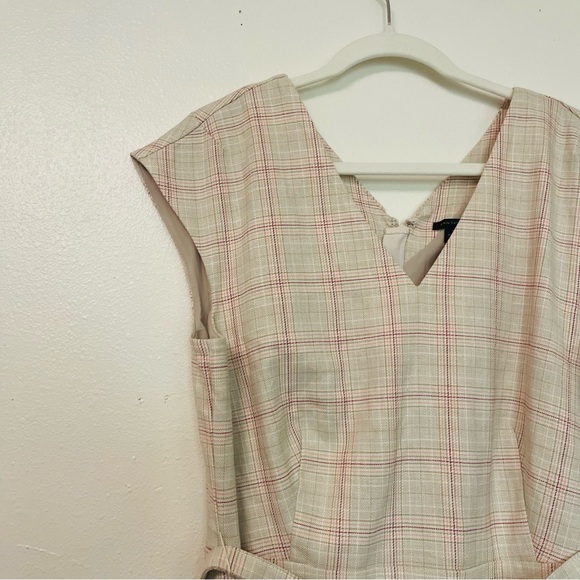 NWT Ann Taylor Tan and Pink Plaid Sheath Career Wear Midi Dress with Belt 12 - Picture 3 of 11